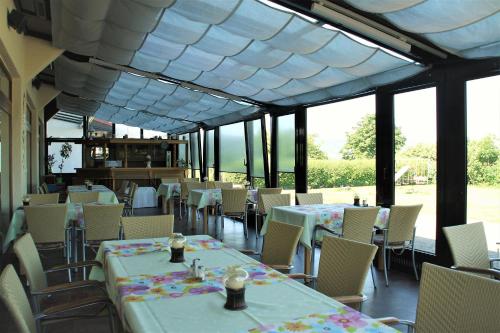 Restoran, Hotel Waldschlosschen in Dankmarshausen Restoran, Hotel Waldschlosschen in Dankmarshausen