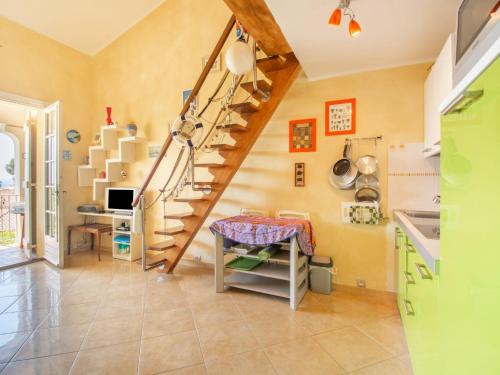 Apartment Les Bougainvilliers by Interhome in Boulouris Apartment Les Bougainvilliers by Interhome in Boulouris
