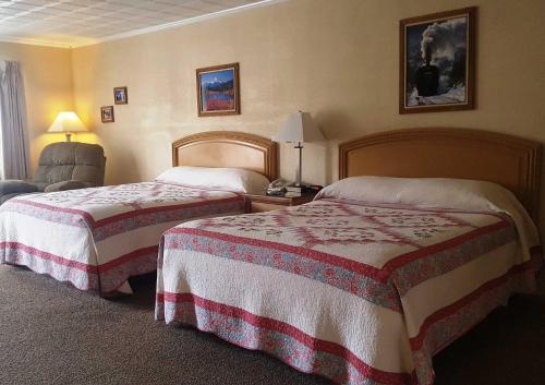 Guestroom, Bristlecone Motel in Ely (NV) Guestroom, Bristlecone Motel in Ely (NV)