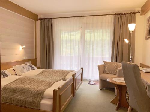 Landhotel Untere Kapfenhardter Muhle in Unterreichenbach Landhotel Untere Kapfenhardter Muhle in Unterreichenbach