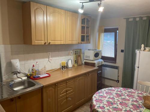 Konyha, Privat Luna in Dubrava Konyha, Privat Luna in Dubrava