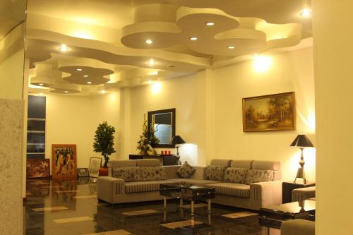 ردهة, بيرادينيا ريست هاوس (Peradeniya Rest House) in هونتانا ردهة, بيرادينيا ريست هاوس (Peradeniya Rest House) in هونتانا