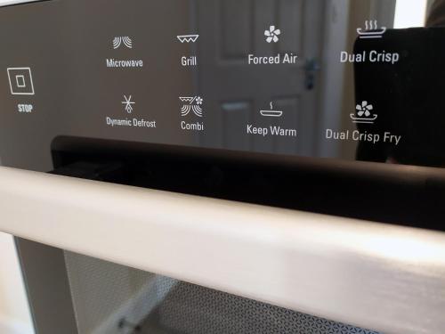 The Yew Studio - Self contained one bed studio flat with parking near Magdalen College The Yew Studio - Self contained one bed studio flat with parking near Magdalen College