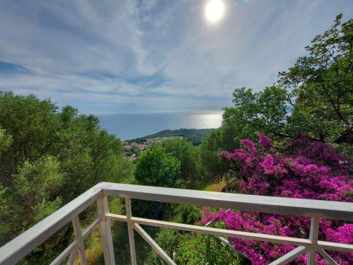 شرفة/ تراس, Villa Vallelonga in آسكي مارينا شرفة/ تراس, Villa Vallelonga in آسكي مارينا