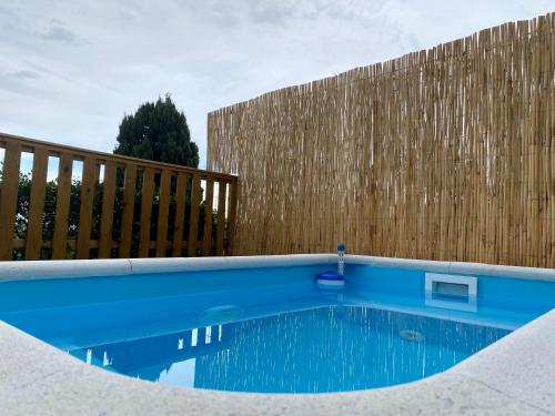 Piscina, Suite Apto de invitados Montes de Malaga- Climatized Pool&Garden in Ciudad Jardin Piscina, Suite Apto de invitados Montes de Malaga- Climatized Pool&Garden in Ciudad Jardin