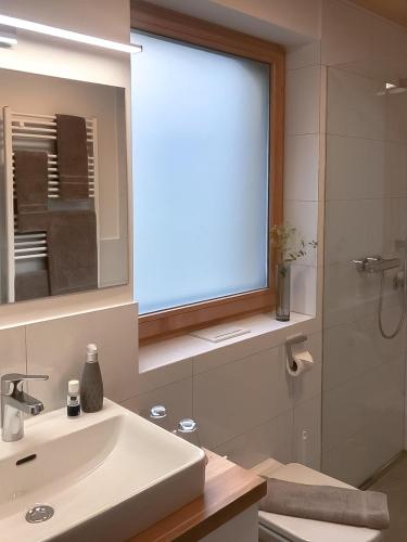 ห้องน้ำ, Ferienwohnung Schnepfau 24 in ชเนพเฟา ห้องน้ำ, Ferienwohnung Schnepfau 24 in ชเนพเฟา