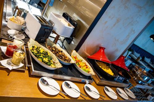 F&B, 호텔 세븐 (Hotel Seven) in 필라흐 F&B, 호텔 세븐 (Hotel Seven) in 필라흐