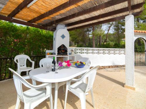 Holiday Home La Cigarra by Interhome in Les Cometes Holiday Home La Cigarra by Interhome in Les Cometes
