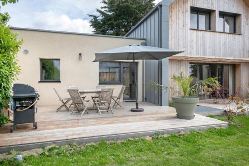 Maison lumineuse grande terrasse a La Roche-Bernard in Nivillac Maison lumineuse grande terrasse a La Roche-Bernard in Nivillac