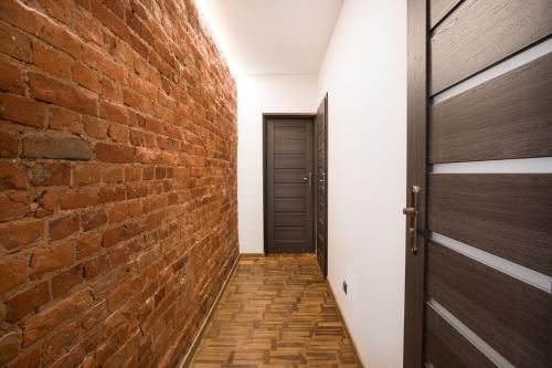 Revolution Aparts - Rewolucji 27 in Lodz Revolution Aparts - Rewolucji 27 in Lodz