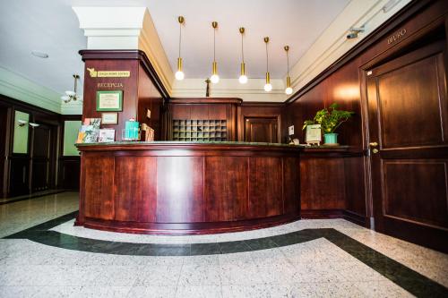 Lobby, Stacja Nowa Gdynia Bed & Breakfast Aquapark in Zgierz Lobby, Stacja Nowa Gdynia Bed & Breakfast Aquapark in Zgierz
