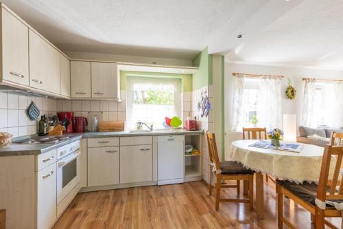 кухня, Bauernhof Ladusch in Schwarzheide кухня, Bauernhof Ladusch in Schwarzheide