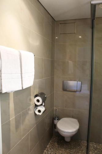 Bathroom, besttime Hotel Bendorf Koblenz in Bendorf Bathroom, besttime Hotel Bendorf Koblenz in Bendorf