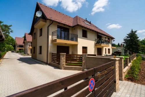 ทัศนียภาพภายนอกโรงแรม, Captain’s Home Kenese Apartman in บาลาตันเคเนสเซ่ ทัศนียภาพภายนอกโรงแรม, Captain’s Home Kenese Apartman in บาลาตันเคเนสเซ่