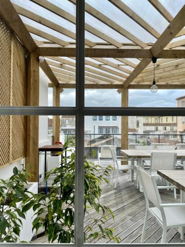 ระเบียง/ชานเรือน, PDL Green House in ปอนตา เดลกาดา ระเบียง/ชานเรือน, PDL Green House in ปอนตา เดลกาดา