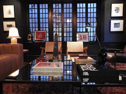 娛樂設施, The Truitt in 鄉村俱樂部廣場 娛樂設施, The Truitt in 鄉村俱樂部廣場