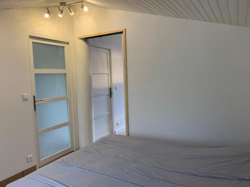 Appartement climatisé avec terrasse et parking clos à Capbreton (Appartement climatise avec terrasse et parking clos a Capbreton) in Route de Scoorts Appartement climatisé avec terrasse et parking clos à Capbreton (Appartement climatise avec terrasse et parking clos a Capbreton) in Route de Scoorts