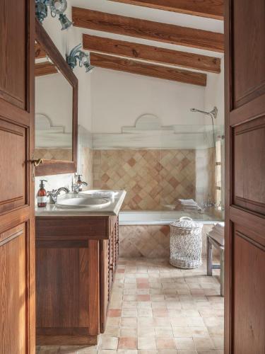 Vonios kambarys, Agroturismo Son Foguero - Adults Only in Inka Vonios kambarys, Agroturismo Son Foguero - Adults Only in Inka