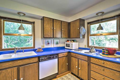 Cabin in Beautiful Setting Between Ouray and Ridgway in Ridgway (Colorado) Cabin in Beautiful Setting Between Ouray and Ridgway in Ridgway (Colorado)