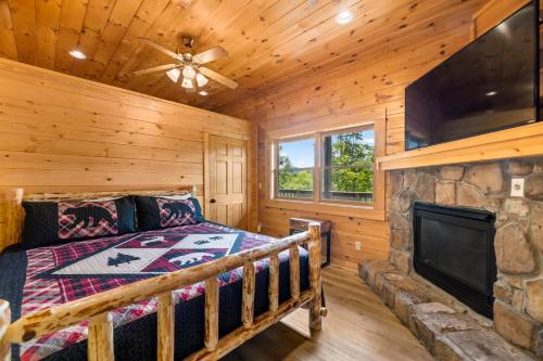 Mountain view 5 bdrm Gatlinburg Cabin near downtown Arts in Gatlinburg (TN) Mountain view 5 bdrm Gatlinburg Cabin near downtown Arts in Gatlinburg (TN)