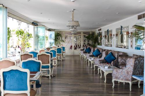 בר/טרקלין, Windsor Palace Luxury Heritage Hotel since 1902 by Paradise Inn Group in אלכסנדריה בר/טרקלין, Windsor Palace Luxury Heritage Hotel since 1902 by Paradise Inn Group in אלכסנדריה