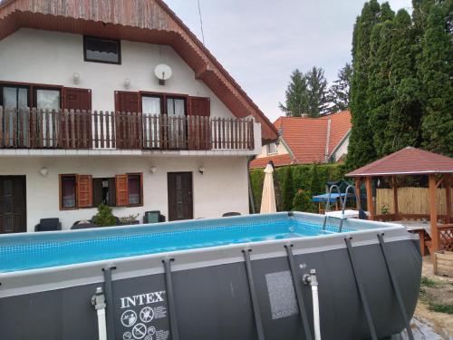 Kiss Apartman in Balatonbereny Kiss Apartman in Balatonbereny