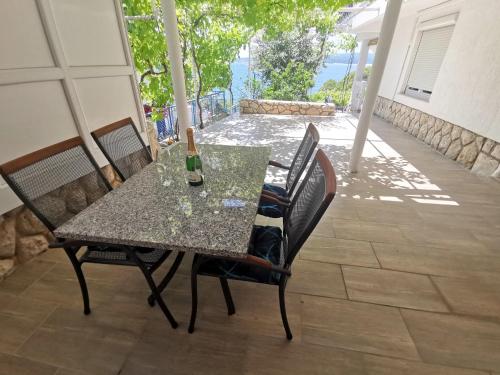 Erkély/terasz, NIKO Apartments 70m from the beach in Dramalj Erkély/terasz, NIKO Apartments 70m from the beach in Dramalj