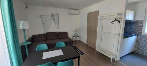 Gesztenyes Apartmanhaz Tiszaalpar in Tiszaalpár Gesztenyes Apartmanhaz Tiszaalpar in Tiszaalpár