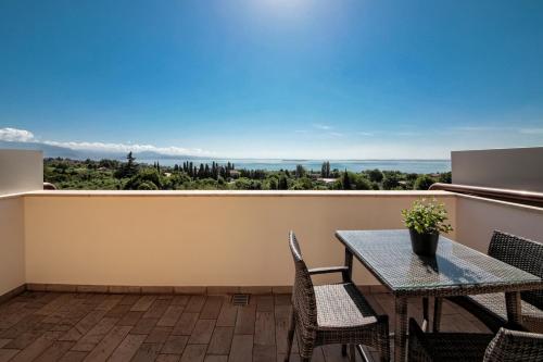 H2O ROOMS in Moniga del Garda H2O ROOMS in Moniga del Garda