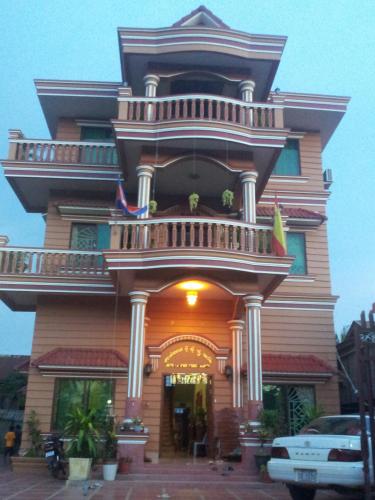 Entrance, Javier Guest House in Tbeng Meanchey Entrance, Javier Guest House in Tbeng Meanchey