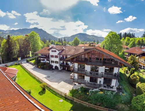 Exterior view, Hubertus Apartments in Schliersee Exterior view, Hubertus Apartments in Schliersee
