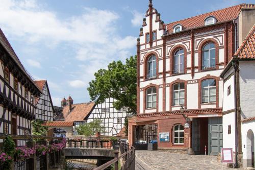 Зовнішній вигляд готелю, Ferienwohnungen BUNTER HOF Quedlinburg in Кведлинбург Зовнішній вигляд готелю, Ferienwohnungen BUNTER HOF Quedlinburg in Кведлинбург