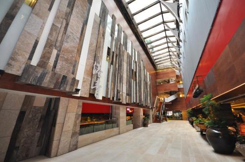 Lobby, The Salisbury - YMCA of Hong Kong near Hong Kong Tourism Board Lobby, The Salisbury - YMCA of Hong Kong near Hong Kong Tourism Board