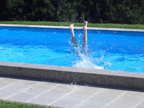 Swimming pool, Ferienwohnungen Martina in Windorf Swimming pool, Ferienwohnungen Martina in Windorf