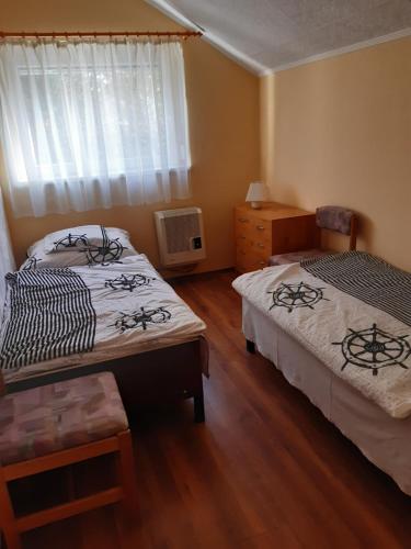 Tuja Vendeghaz in Lajoskomárom Tuja Vendeghaz in Lajoskomárom
