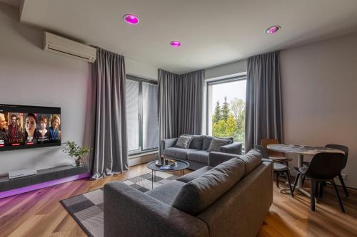 Varanda/terraço, Bast 98 Klimatyzacja Apartamenty Ptak Szpital Matki Polki Mandoria Orientarium HopaLupa - Parking be in Gorna Varanda/terraço, Bast 98 Klimatyzacja Apartamenty Ptak Szpital Matki Polki Mandoria Orientarium HopaLupa - Parking be in Gorna