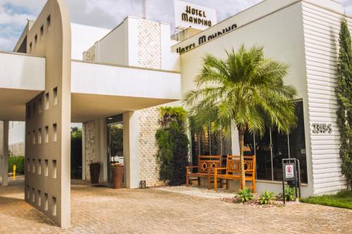 Hotel Mandino in ลูกัส โดริโอแวร์เด Hotel Mandino in ลูกัส โดริโอแวร์เด
