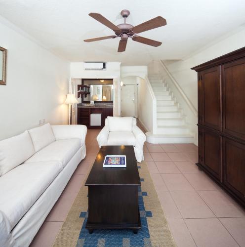 Savannah Beach Club Hotel & Spa in Garrison Savannah Beach Club Hotel & Spa in Garrison
