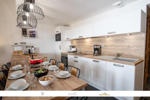 MARMOTTE 204 - Charmant appartement mansardé, aux pieds des pistes (MARMOTTE 204 - Charmant appartement mansarde, aux pieds des pistes) in Bonneval-sur-Arc MARMOTTE 204 - Charmant appartement mansardé, aux pieds des pistes (MARMOTTE 204 - Charmant appartement mansarde, aux pieds des pistes) in Bonneval-sur-Arc