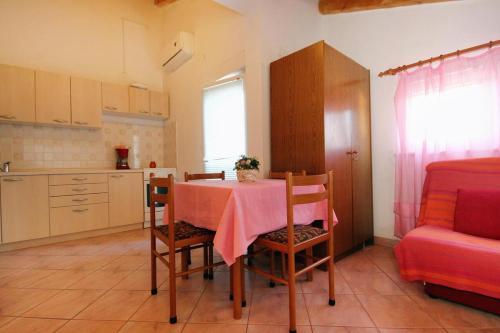 Létesítmények, Apartments with a parking space Bilo, Primosten - 9467 in Primosten Burnji Létesítmények, Apartments with a parking space Bilo, Primosten - 9467 in Primosten Burnji