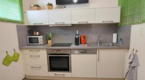 Konyha, Pension DELAGERA in Grossmehring Konyha, Pension DELAGERA in Grossmehring