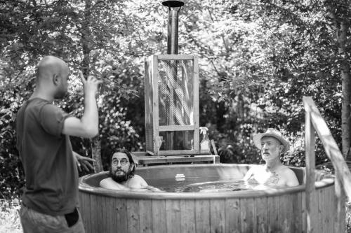 Hot tub, DGG Woodland Escape in South Barrow Hot tub, DGG Woodland Escape in South Barrow