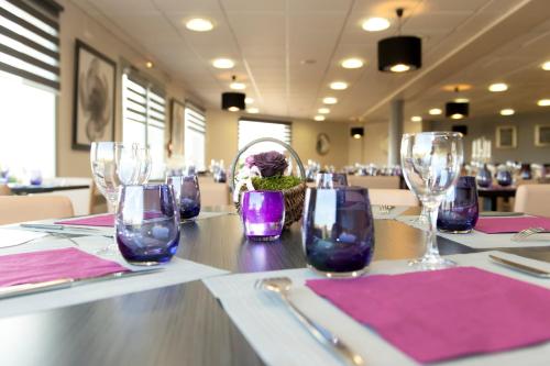 Restaurant, Armony Hotel in Bourg-Achard Restaurant, Armony Hotel in Bourg-Achard