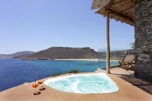 Albatros Club Mykonos in Mykonos Albatros Club Mykonos in Mykonos