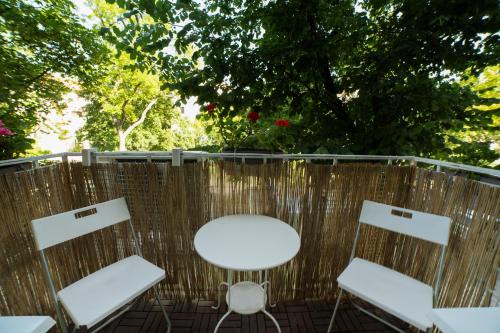 Balcony/terrace, Korosi Apartman in Uranvaros Balcony/terrace, Korosi Apartman in Uranvaros