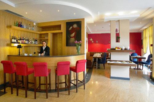 Фойє, Hotel Messenion in Мессіна Фойє, Hotel Messenion in Мессіна