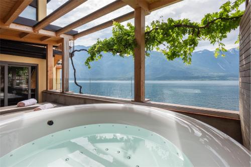 Hotel Splendid Palace in Limone sul Garda Hotel Splendid Palace in Limone sul Garda