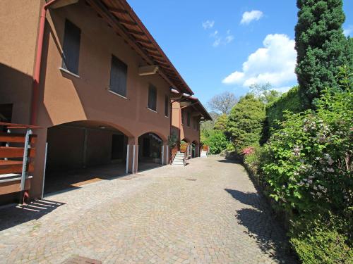 Apartment Roccolo Miralago by Interhome in Laveno Mombello Apartment Roccolo Miralago by Interhome in Laveno Mombello