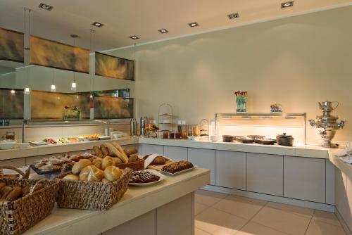 Food and beverages, Park Inn By Radisson Linz in Linz Food and beverages, Park Inn By Radisson Linz in Linz