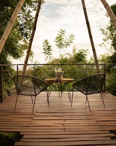 Balkon/Terrasse, Tava Cerro in San Bernardino Balkon/Terrasse, Tava Cerro in San Bernardino